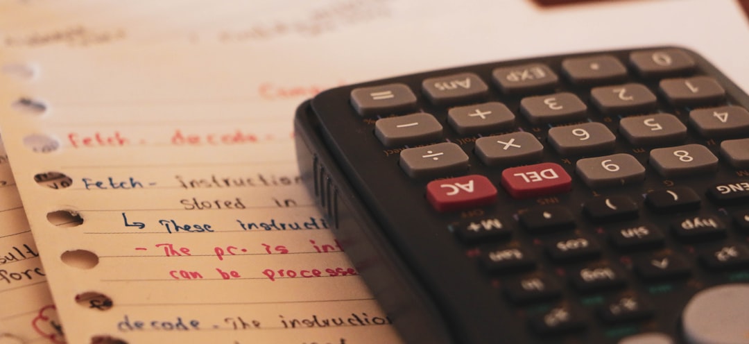Das Abenteuer Algebra: Eine Reise in die Welt der Zahlen und Gleichungen